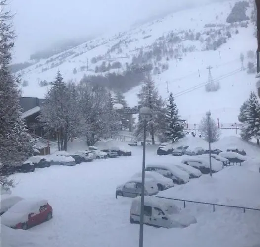 Centre Station Apartment *